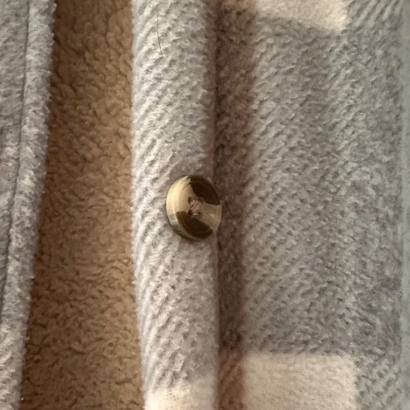 Sage Collective plaid soft flannel fleece lined shacket - Picture 7 of 8